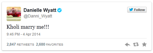 England cricketer Danielle Wyatt proposes Virat on Twitter